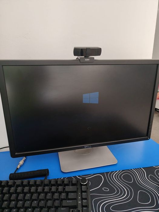 Vând PC gaming+ mouse tastatura