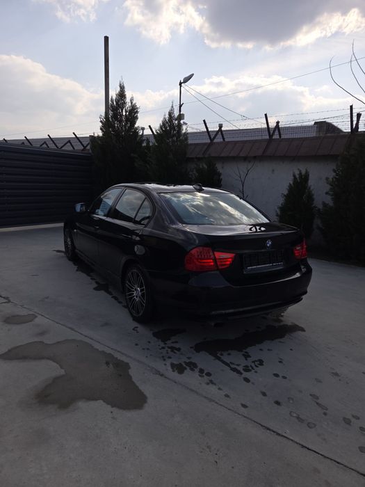 BMW 3 Series 2010 — imagine 12