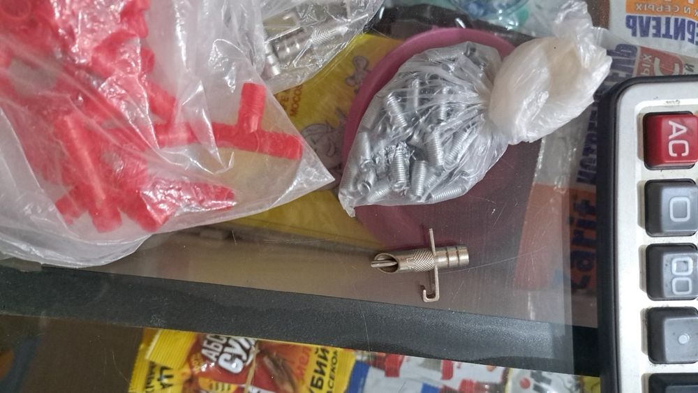 Поилка ниппель для животных