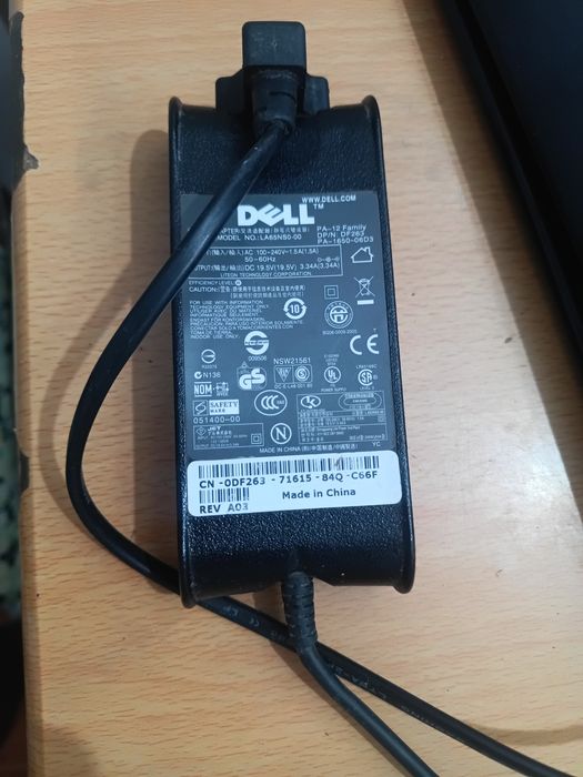 Laptop Dell inspiron i3