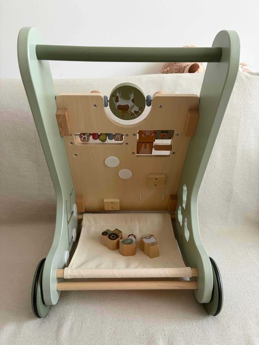 Antemergator din lemn Little Dutch - stare buna, colectia Little Farm