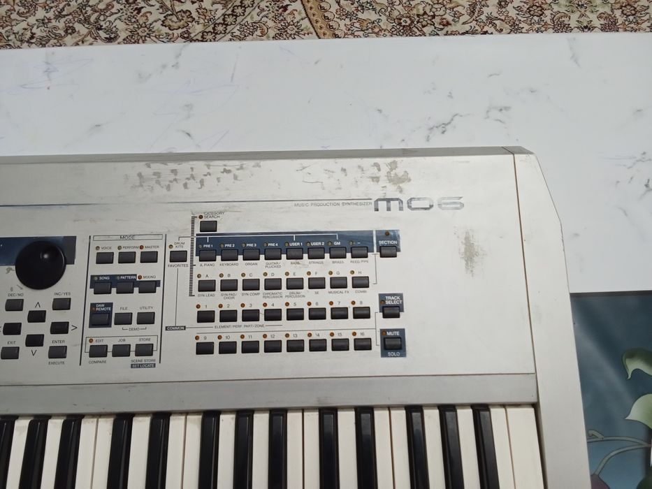 Синтезатор YAMAHA