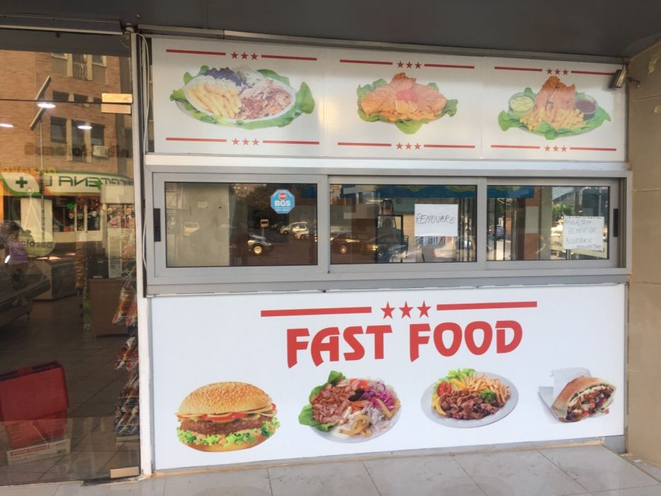 Inscripționări autocolant