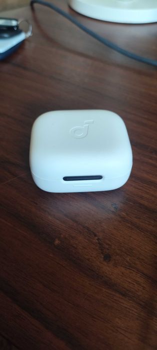 Casti Soundcore Anker P30i cu Stand Telefon - Noi Noute