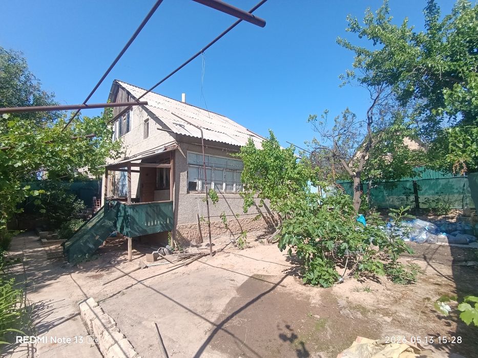 Dacha sotiladi Mayski