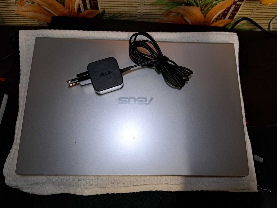 Лаптоп ASUS X515MA