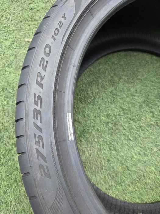 275 35 21 pirelli runflat