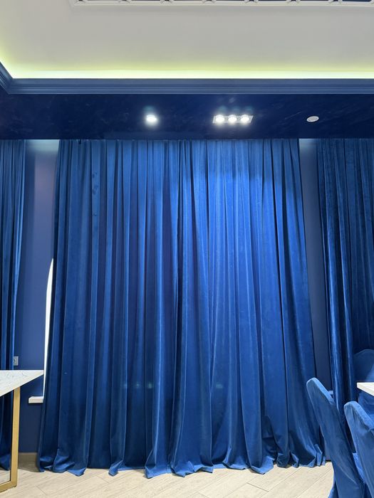 Турецский велюр метр  биіктігі 3,1 де  5метр карнизге