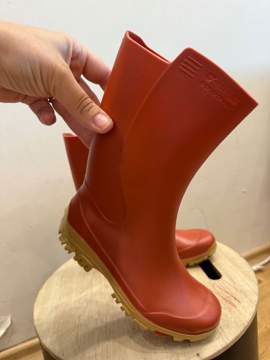 Ботуши за дъжд, момче, момиче