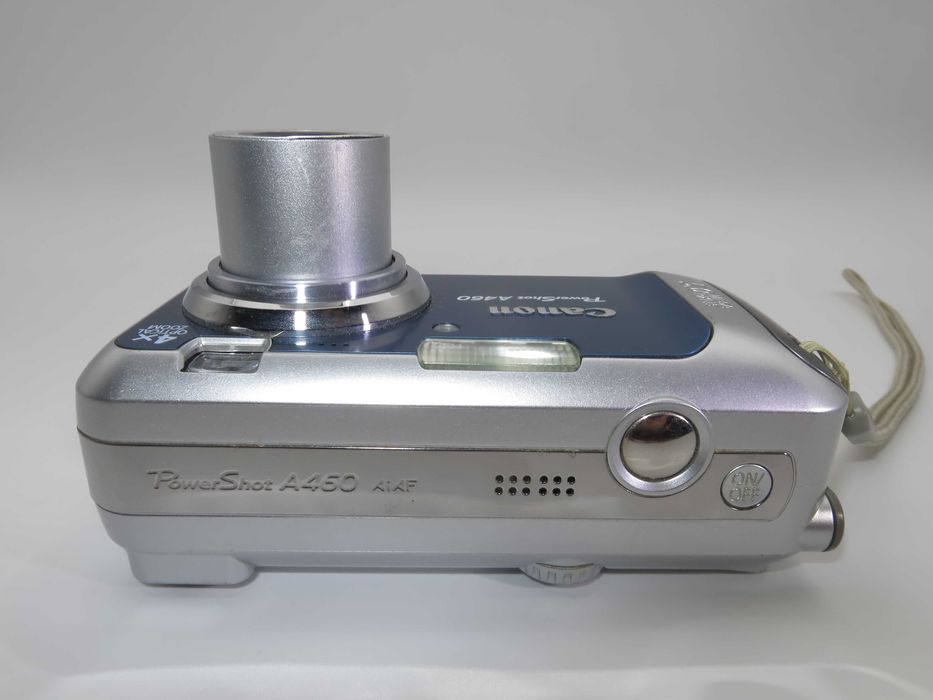 Canon PowerShot A460 компактен цифров фотоапарат, дигитална камера в син цвят, перфектно състояние, работи отлично!