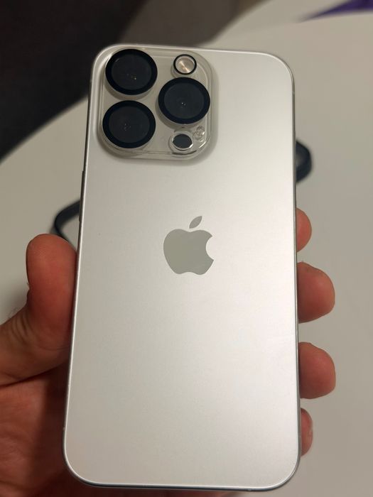 iPhone 15 pro alb titan 128GB