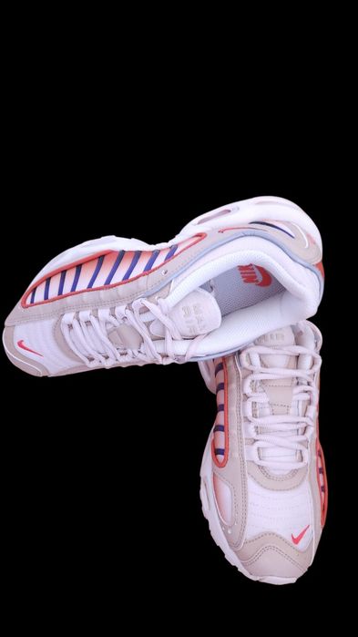 Оригинални дамски маратонки Nike