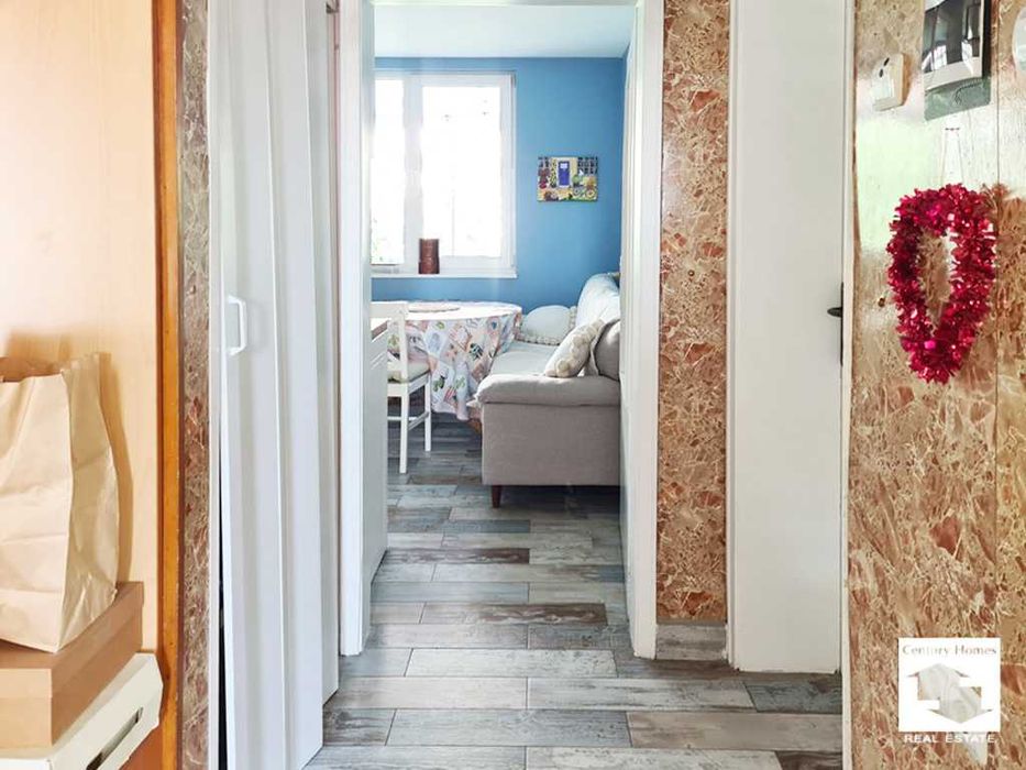 Дава се под наем Тристаен апартамент в Велико Търново, Център - 70 кв.м за 380 € - Снимка #7