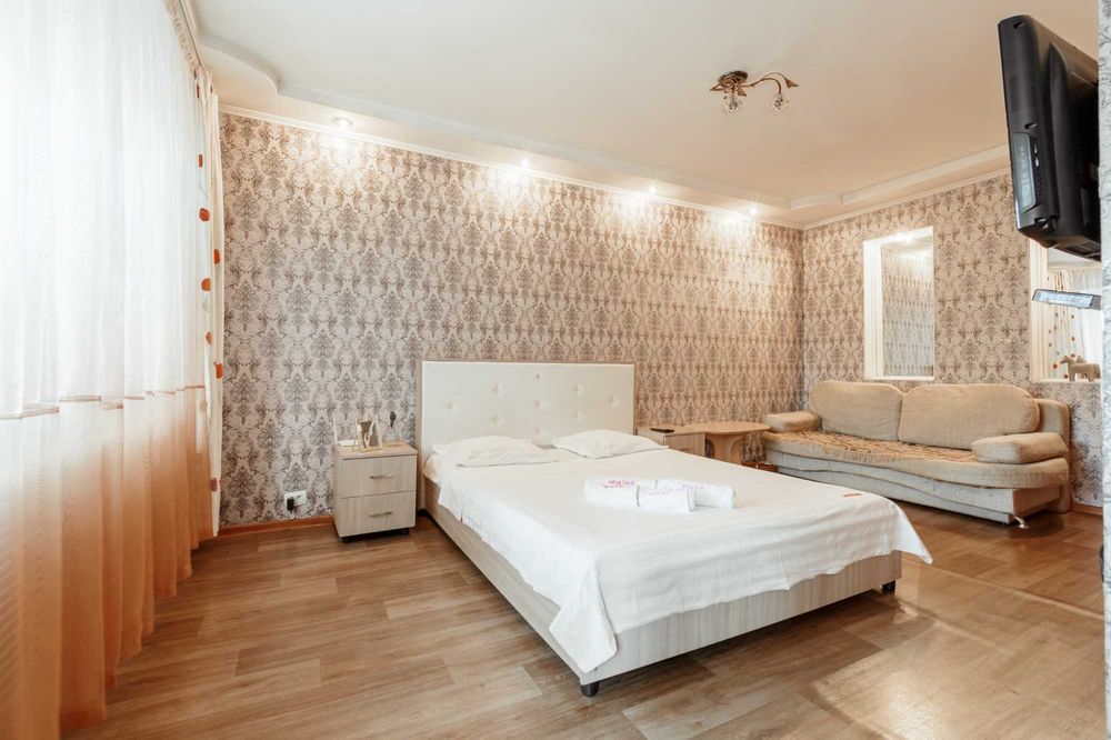 Квартира По часам - Посуточно. В Центре города. Кабельное ТВ / Wi-Fi.