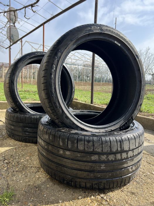 Гуми Pirelli P Zero летни 285/35/20 , 245/35/20 DOT24