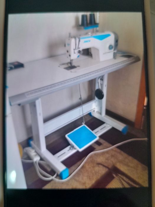 Продам швейный  машинка