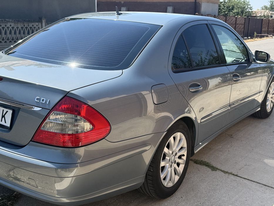 MERCEDES-BENZ E-Class 2006 — imagine 3