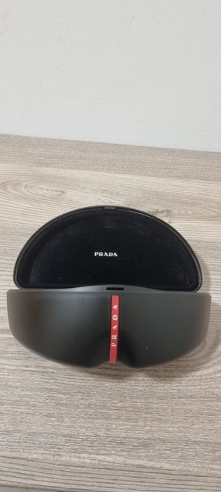 Оригинален  Калъф за очила PRADA