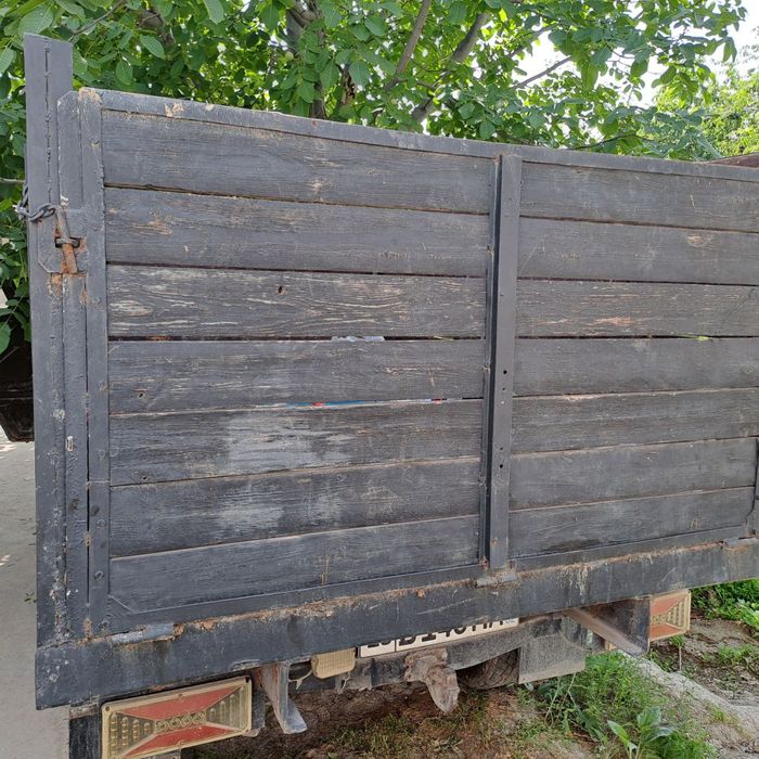 Uvazik zudlik bilan sotiladi