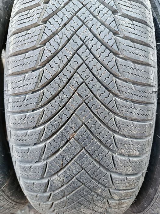 Гуми 195/60/15 дот25