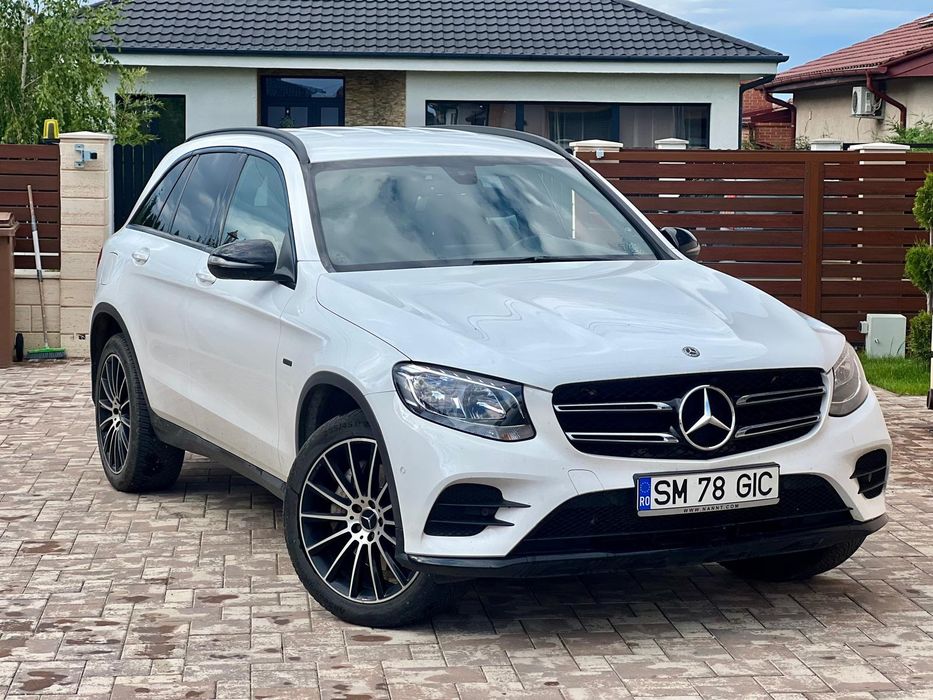 Mercedes Benz GLC350e Hybrid Plug-In 320 cp