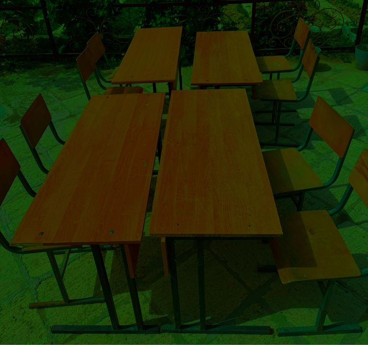 Мебель для школы/курсов: 4 стола + 8 стульев