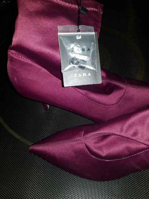 Ghete Botine Zara. Noi cu eticheta