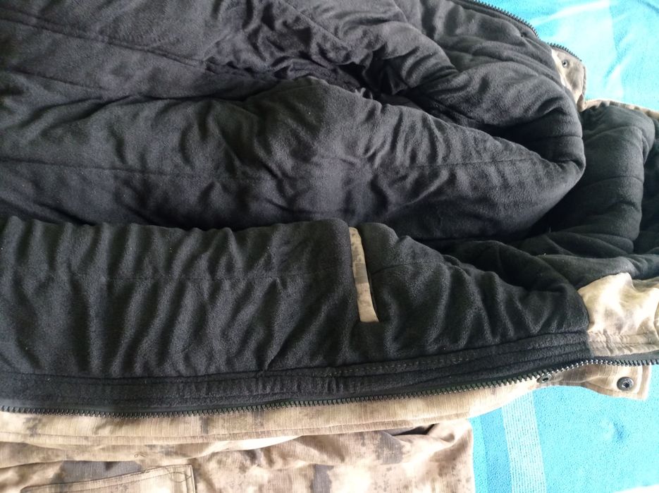 Продам зимний костюм