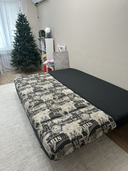 Диван раскладной с ящиком для хранения