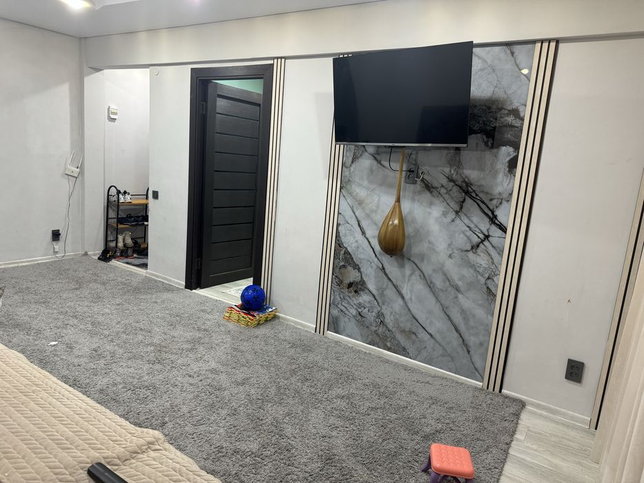 Продам 3 х комнатную квартиру на 7 районе