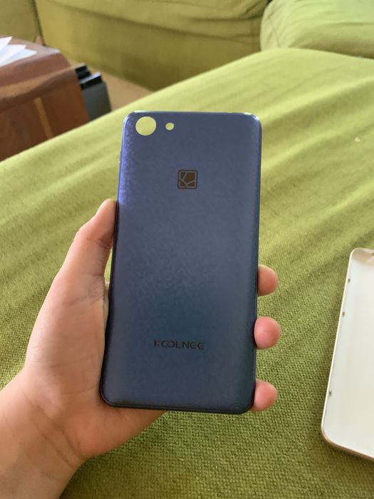 Capace telefon Koolnee rainbow