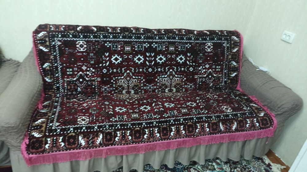 Кресло ва диван сотилади