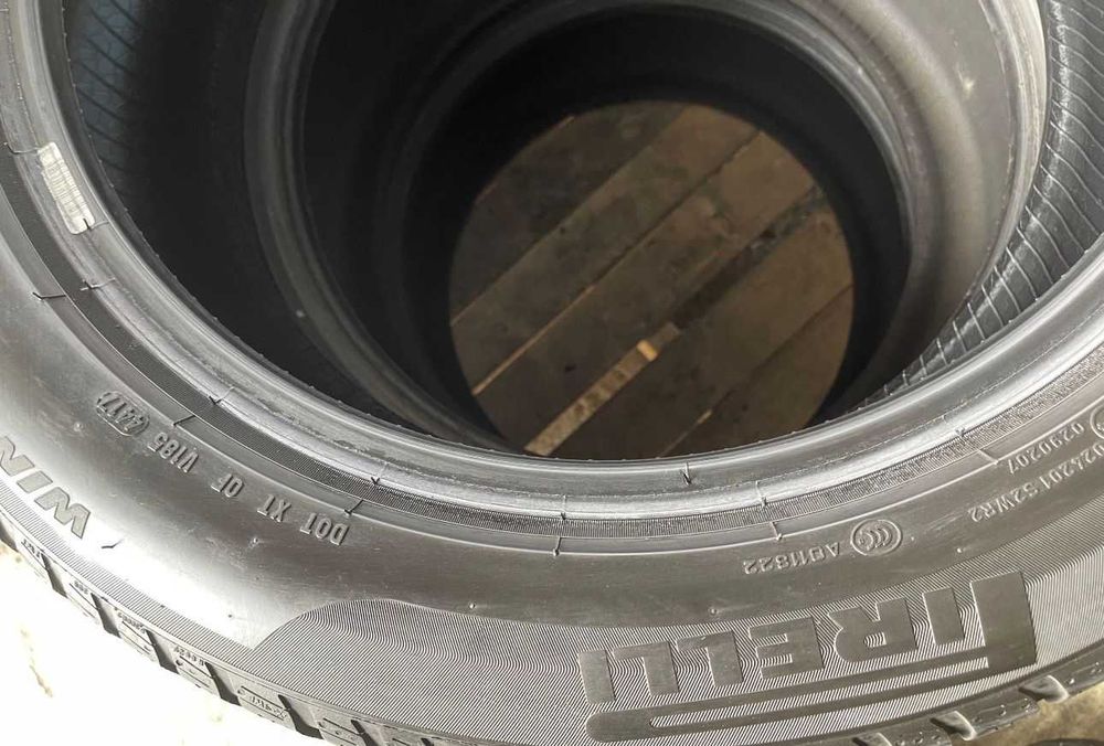 245/50 R19 Pirelli SOTTOZERO 3 RunFlat