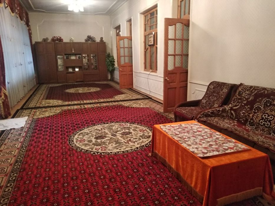 Shoshilinch ravishda hovli uy sotiladi