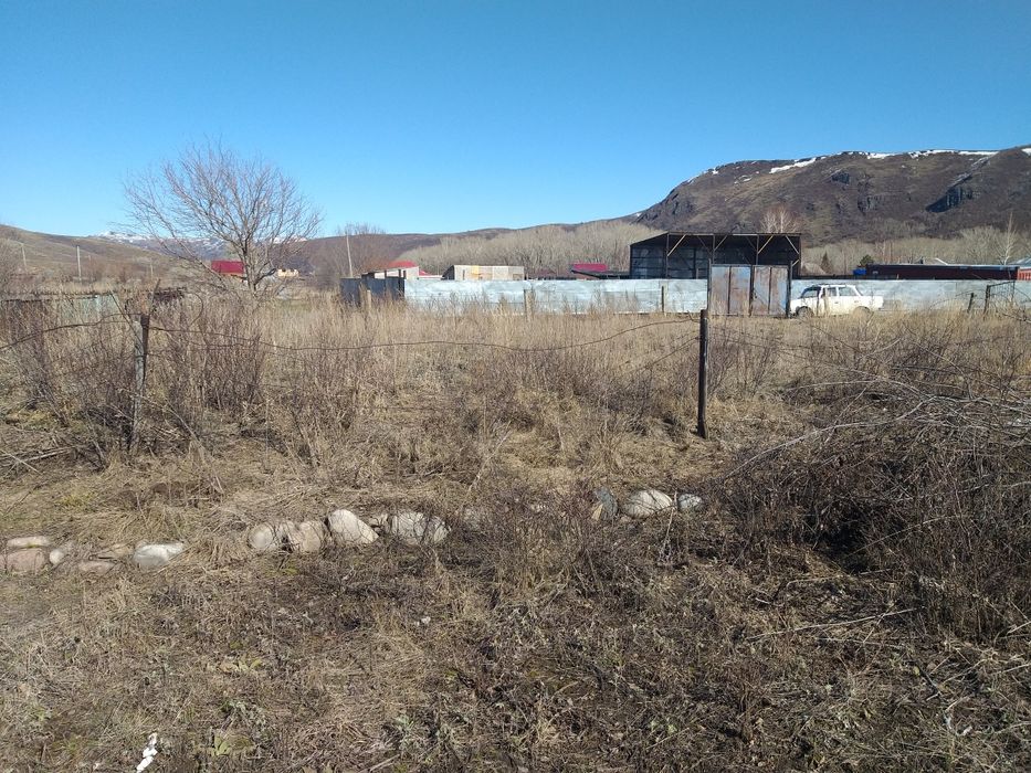 Продам участок в Каменном Карьере