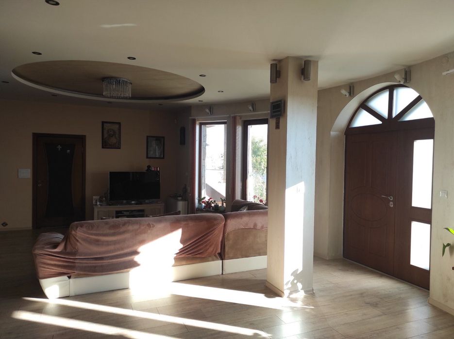 Продава се Къща в Стара Загора, Железник - център - 253 кв.м за 2372 €/кв.м - Снимка #13