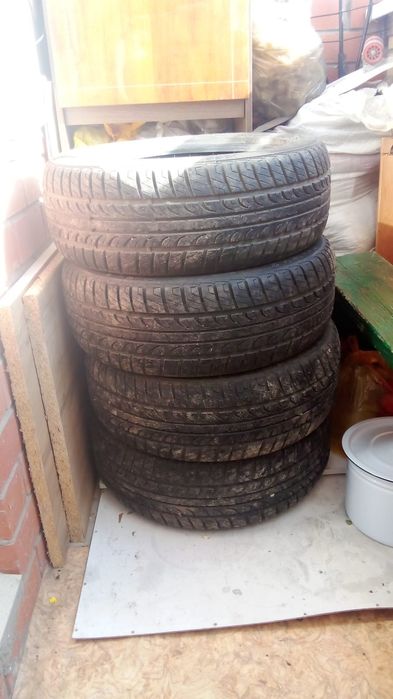 Продам резину . Лето