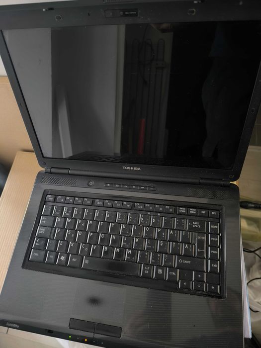 Laptop  Toshiba Satellite L300 -2C4, functional
