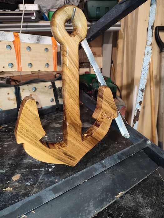 Ancora lemn masiv nuc