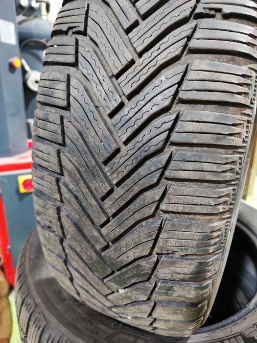 4 бр зимни гуми 205/55/17 Michelin