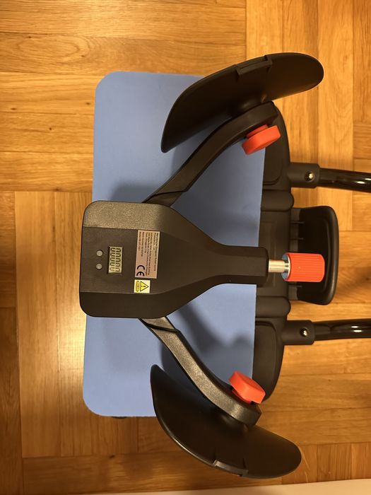 Фитнес уред за коремни преси и стегнати крака