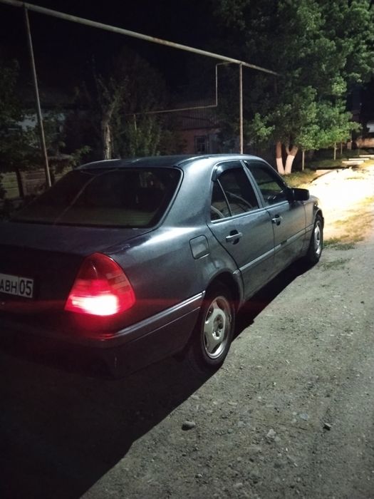 Мерс 180С продам