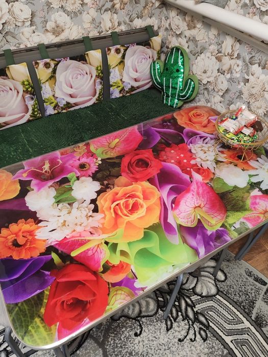 Продам стол. В отличном состоянии!