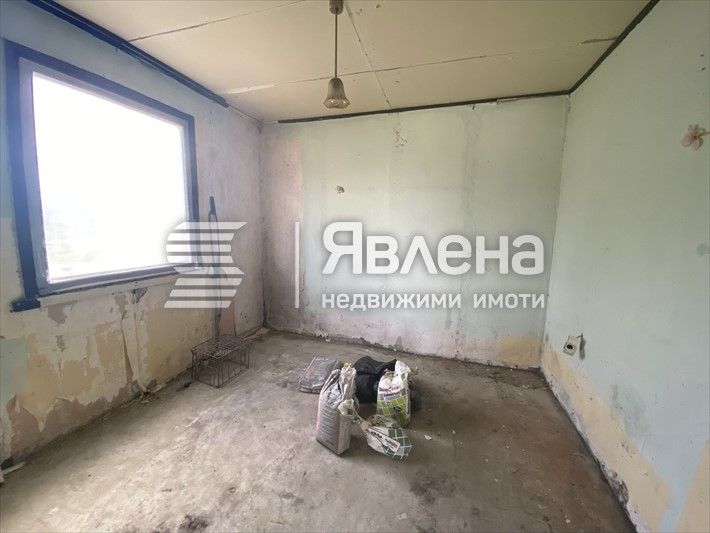 Продава се Къща в Варна, м-т Зеленика - 520 кв.м за 133 €/кв.м - Снимка #3