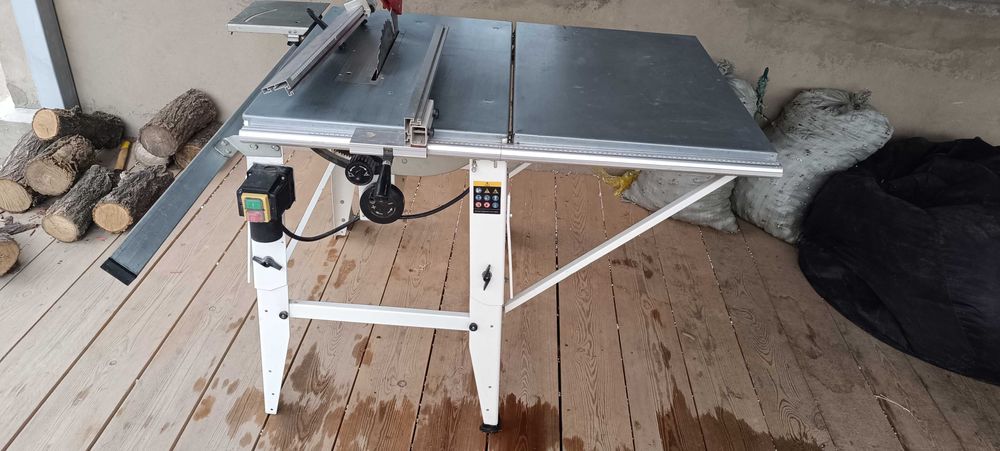 Дисковая пила по дереву