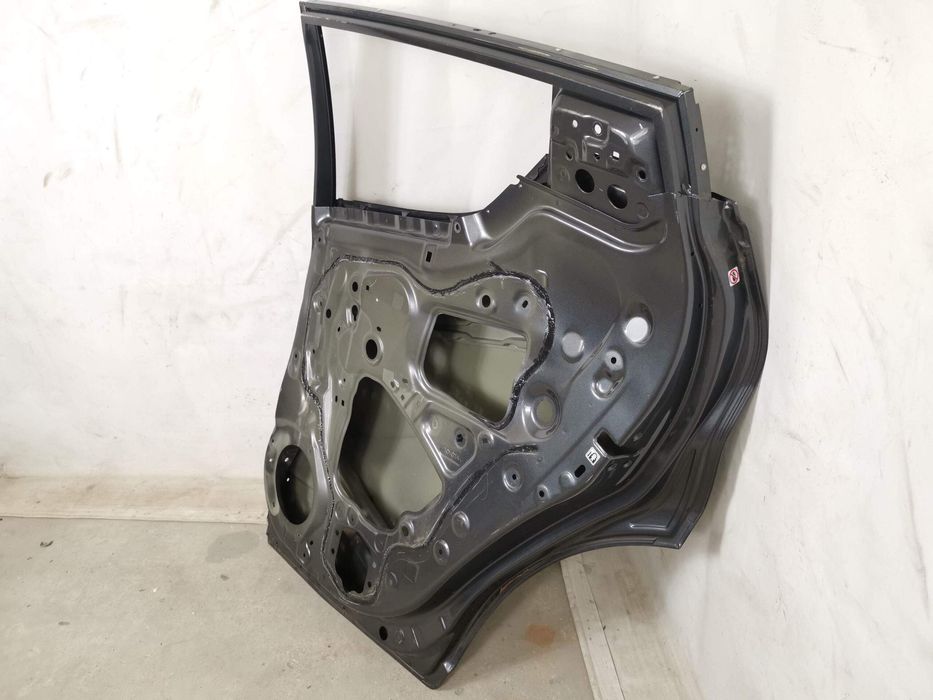 Дясна задна врата Toyota C-HR 1 [ - ] Dasna zadna vrata Toyota C-HR 1