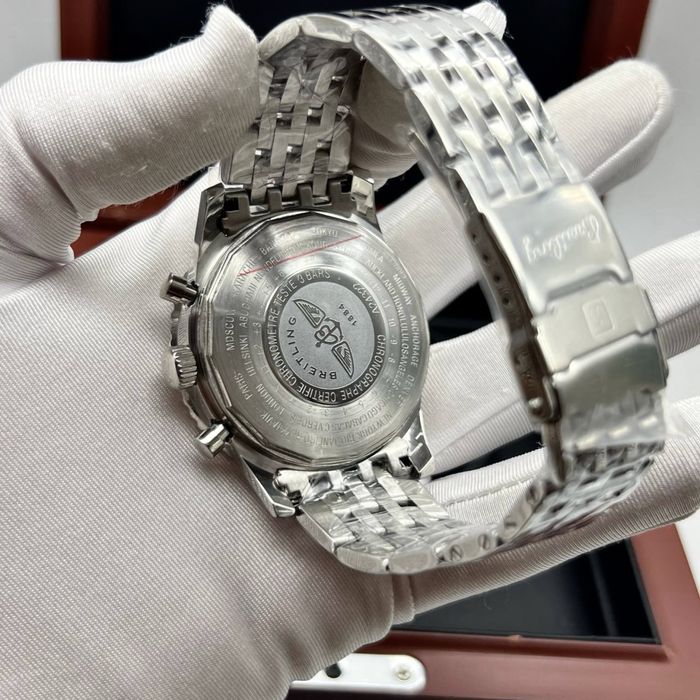 Breitling Navitimer b01 silver dial 43,mm