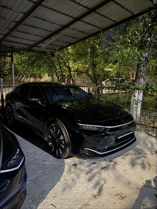 Toyota Crown 2023