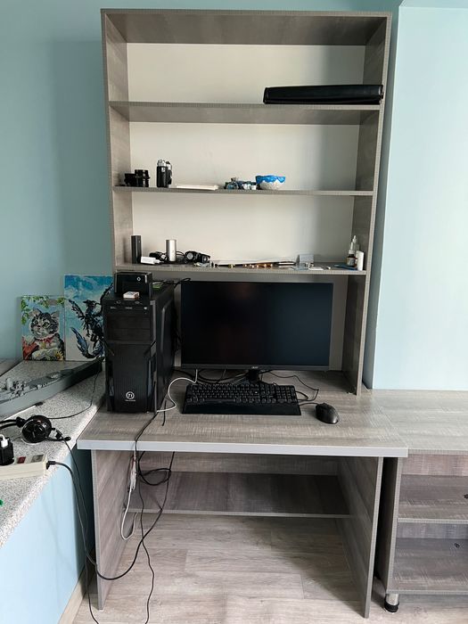 Стол для компьютера