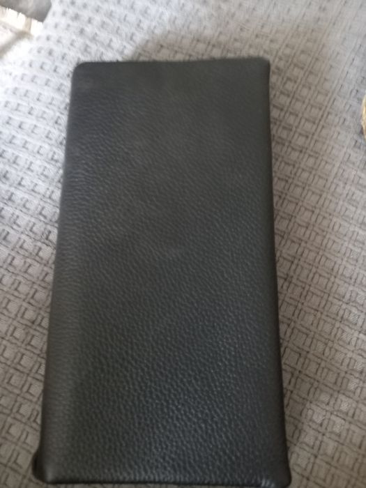 Продам портмоне новый кожа